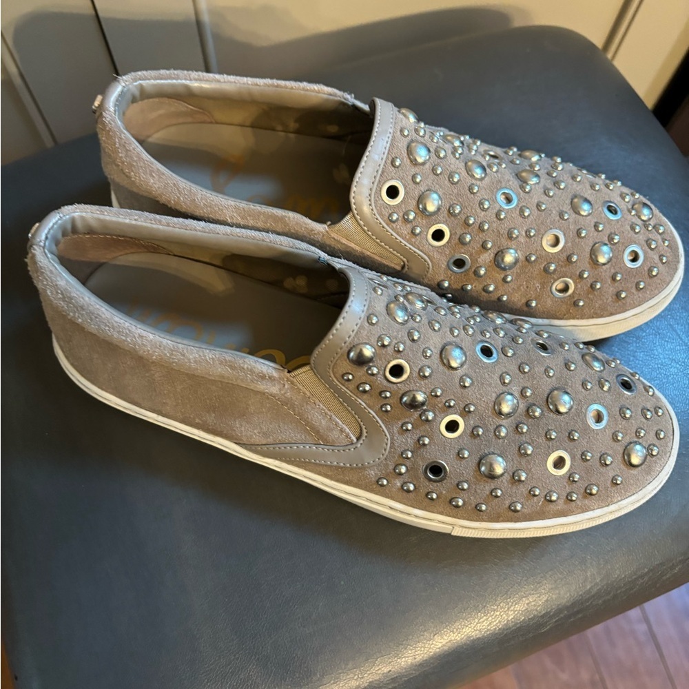 Sam Edelman Womens Taupe Suede Leather Silver Studs Slip on Loafer, Size 8.5 - Picture 1 of 6
